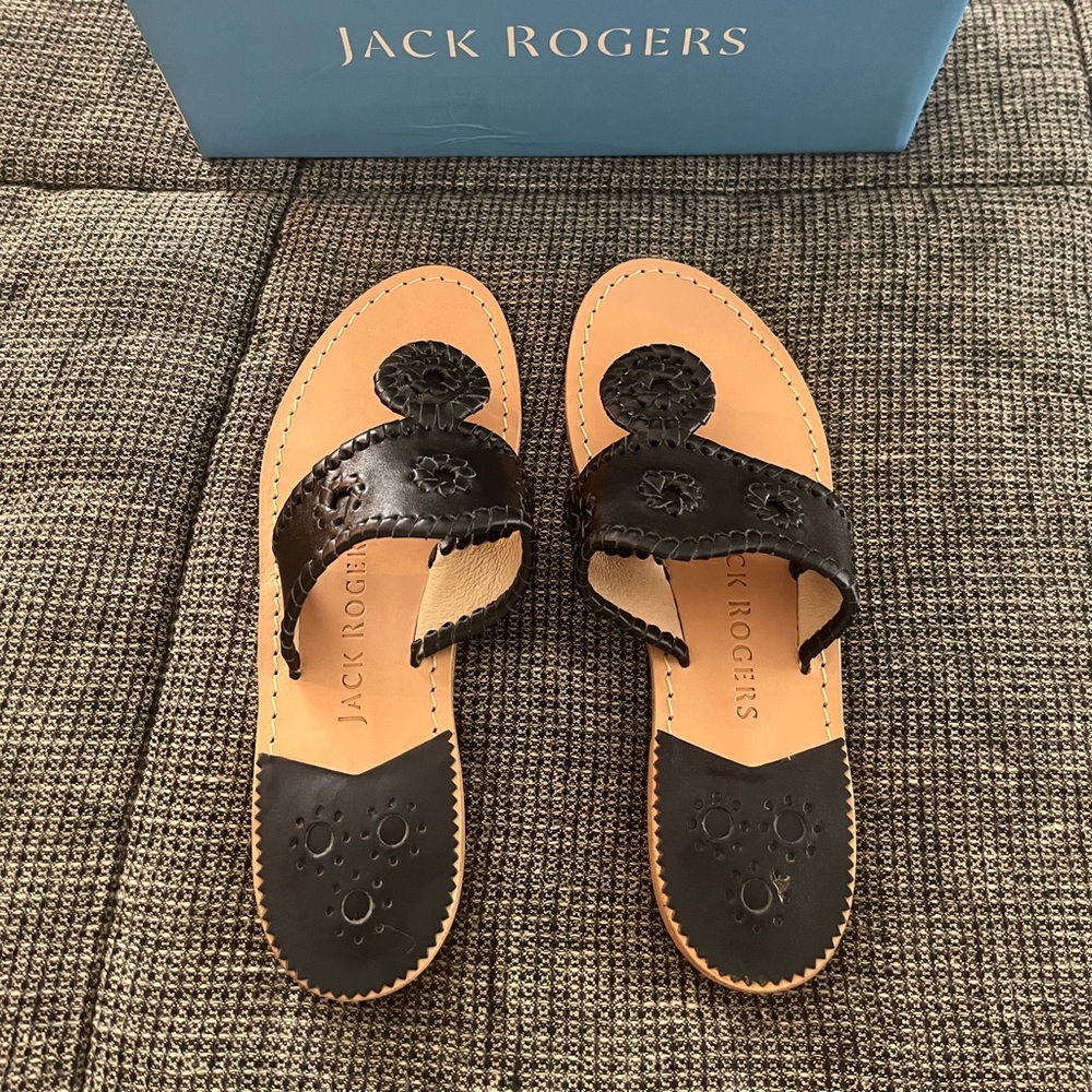 Jack Rogers - Flat Sandal in Midnight - Size 7